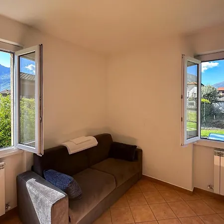 1 Bedroom Beautiful In Domaso